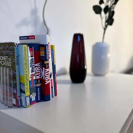 Zentrale Wohlfuehloase Mit Parkplatz *