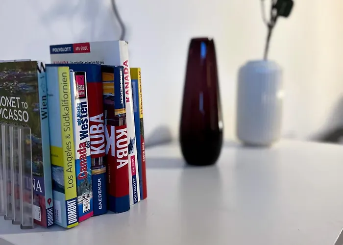 Zentrale Wohlfuehloase Mit Parkplatz *