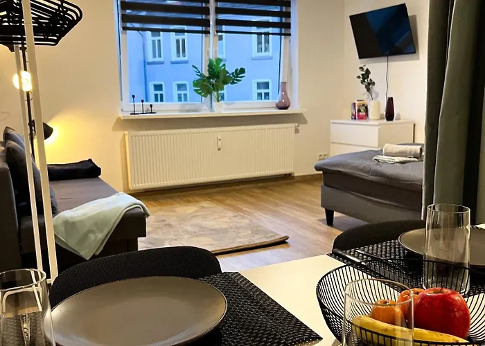 Zentrale Wohlfuehloase Mit Parkplatz
